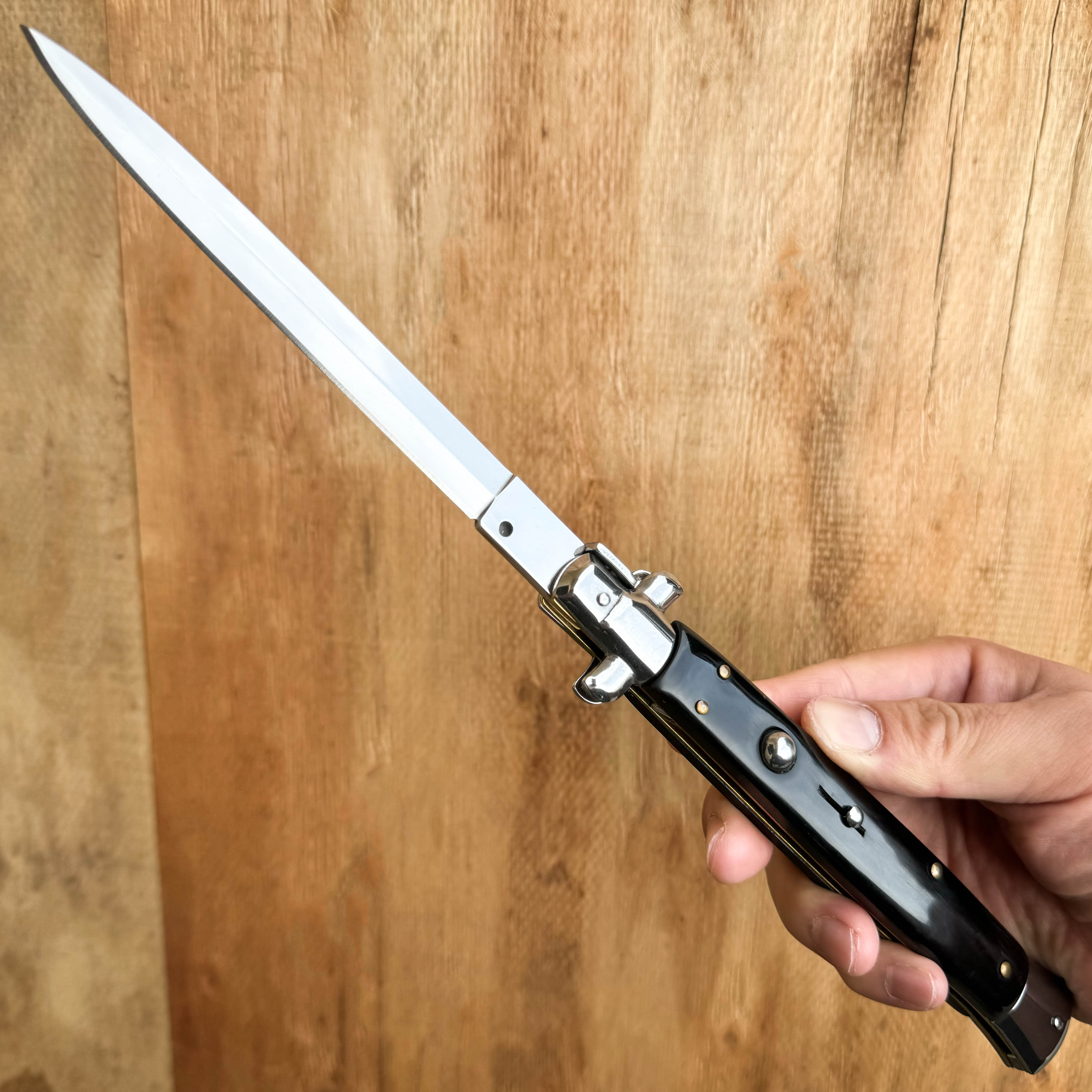 Switchblade Examples Italian Stiletto Knife