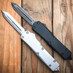 Tanto Spear Head OTF - BLADE ADDICT